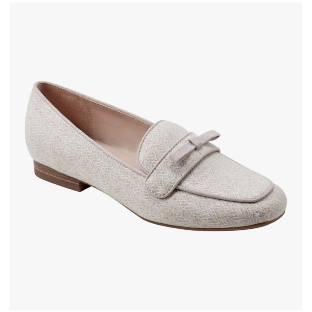 Bandolino Women's Meonna Square Toe Bow Detail Loafers Ivory Size 8.5